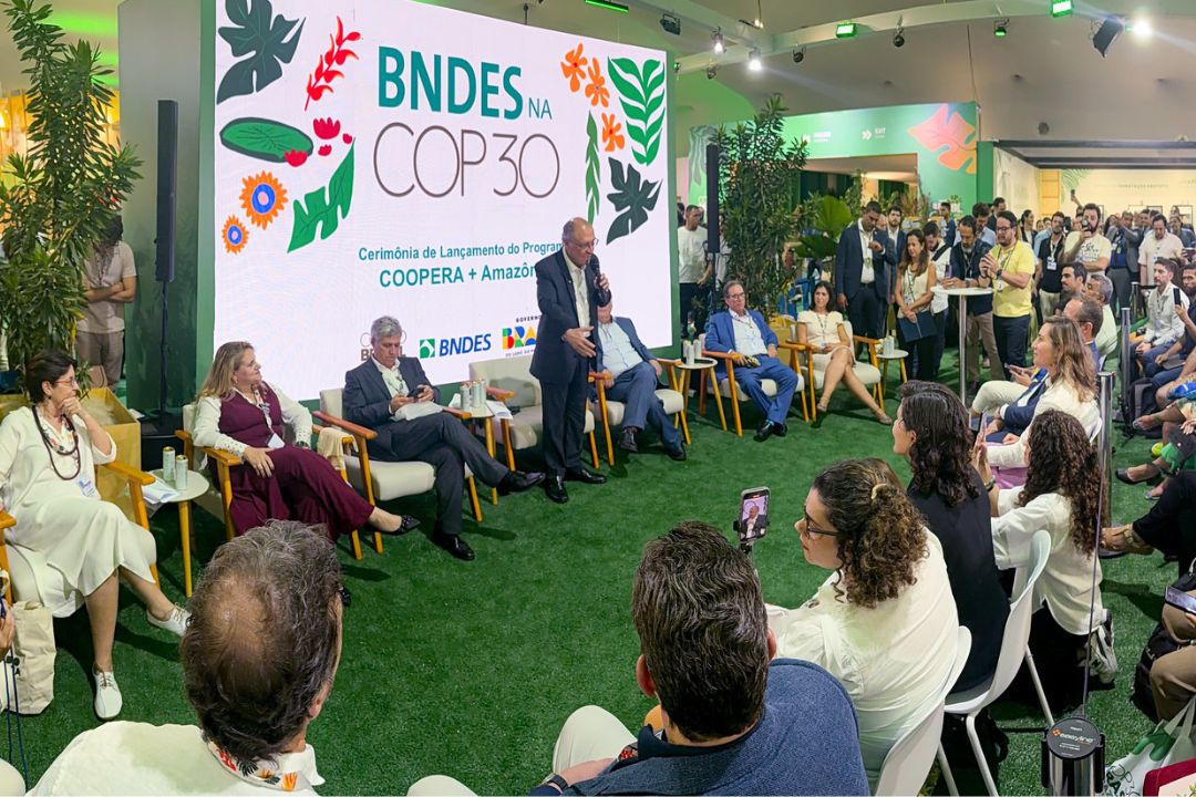 Vice President Geraldo Alckmin participated in the announcement of investments in Amazon bioeconomy initiatives on Monday, November 17. Photo: Rafael Neddermeyer / COP30