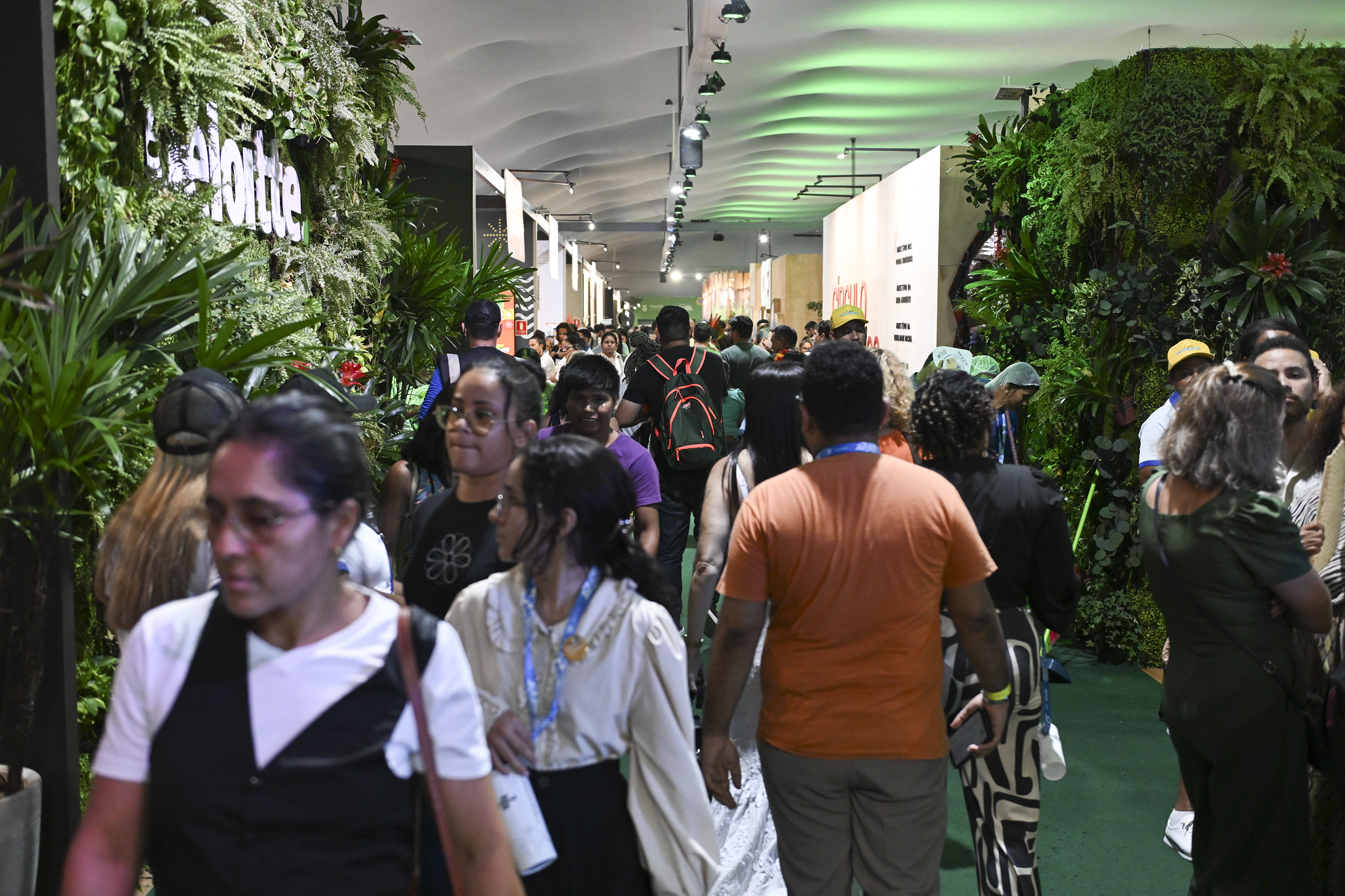 Visits to the Green and Blue Zones exceeded half a million. Photo: Alex Ferro/COP30
