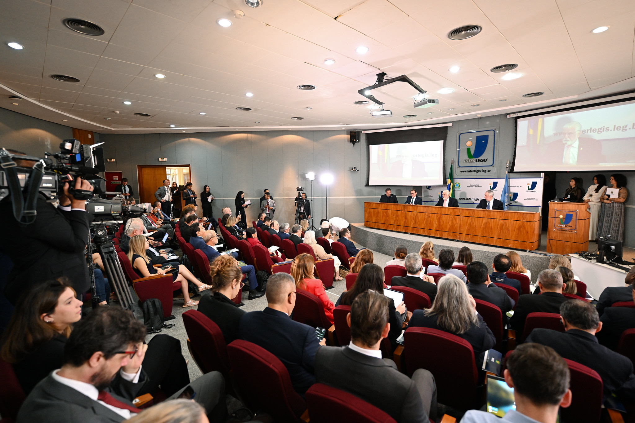 Sesión del Congreso Nacional para la apertura de la II Cumbre Parlamentaria sobre Cambio Climático y Transición Justa de América Latina y el Caribe – Foto: Edilson Rodrigues/Agência Senado