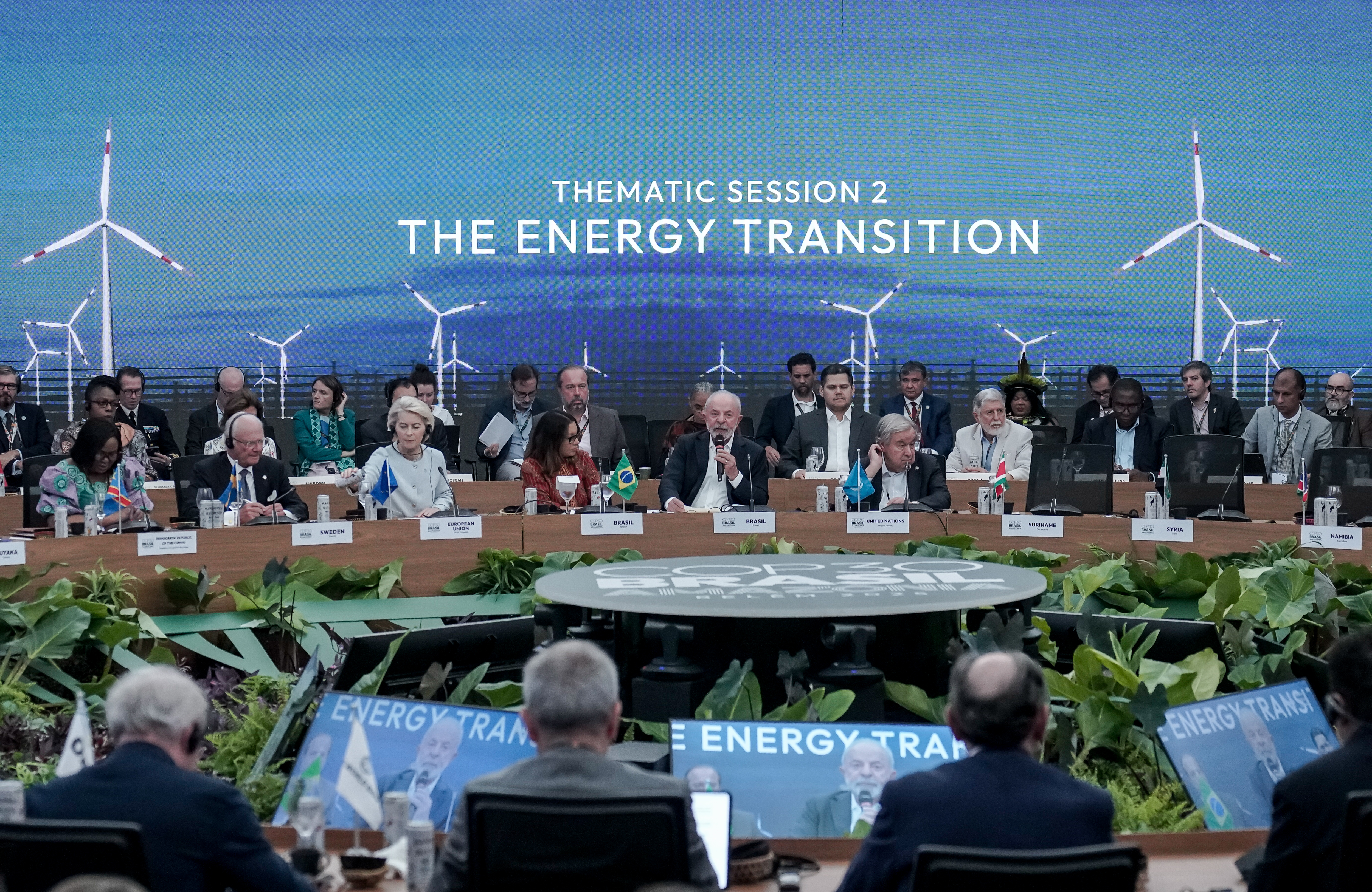 La Sesión Temática de Transición Energética en la Cumbre del Clima de Belém, que reúne a líderes mundiales para debatir los principales desafíos y compromisos frente al cambio climático. Foto: Rafa Neddermeyer / COP30 Brasil Amazônia / PR