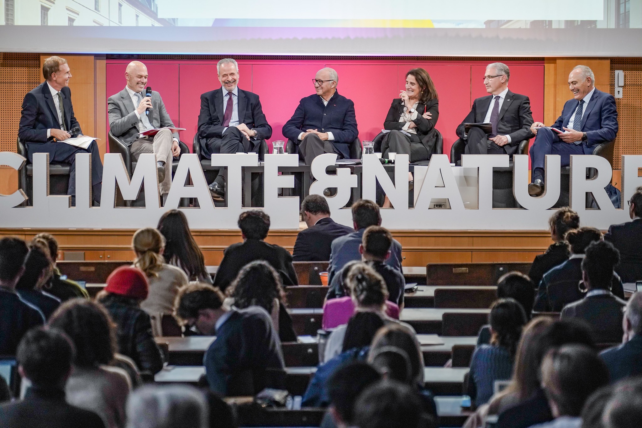 n octubre, el presidente de la COP30, embajador André Corrêa do Lago, participó en la Semana del Clima de París, en celebración de los diez años del Acuerdo de París. Estuvo presente también el presidente de la COP21, Laurent Fabius, quien negoció en su momento el compromiso internacional. Foto: Rafael Neddermeyer/COP30