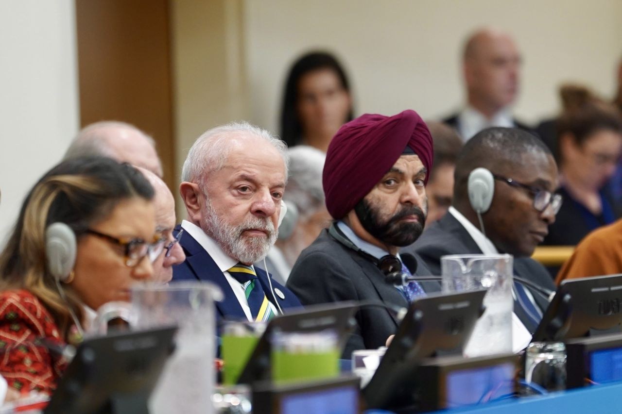 El presidente Lula y el presidente del Banco Mundial, Ajay Banga, participaron en un evento en el que se debatió el TFFF en la sede de la ONU, en Nueva York, en septiembre. Foto: Fernando Donasci/MMA