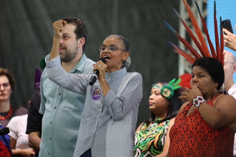 El evento reunió a más de 70.000 participantes de movimientos sociales, organizaciones medioambientales, pueblos indígenas y comunidades tradicionales - Foto: Frâncio de Holanda