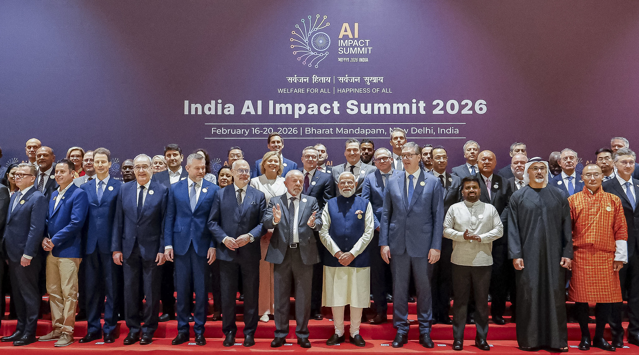 Foto oficial de jefes de Estado, jefes de Gobierno y ministros en la Cumbre AI Impact India 2026, Nueva Delhi. Foto: Ricardo Stuckert / PR