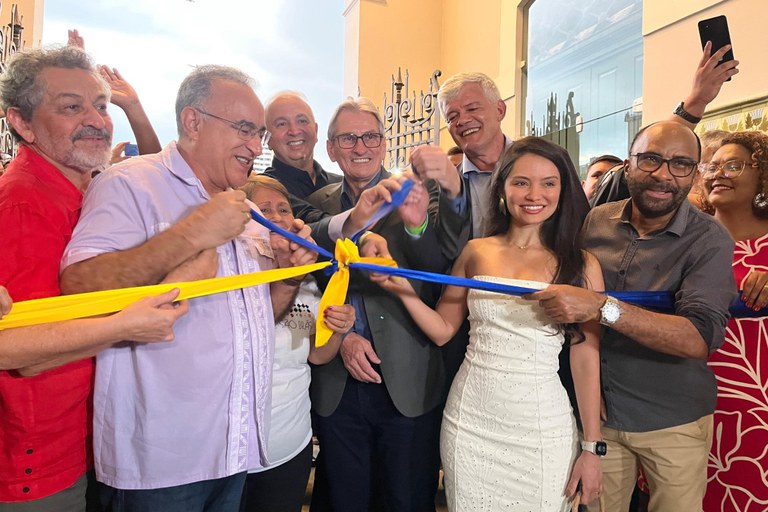     O secretário da COP30, Valter Correia, o prefeito de Belém (PA), Edmilson Rodrigues, e o diretor de Coordenação da Itaipu, Carlos Carboni, inauguram a revitalização do Mercado São Brás - Foto: SECOP / Casa Civil