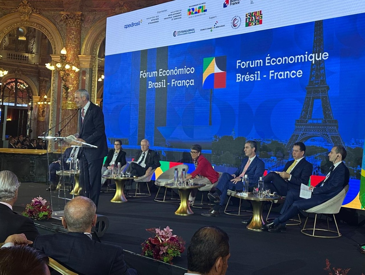 Embaixador André Corrêa do Lago no Fórum Econômico Brasil–França, na última semana - Foto: Divulgação / COP30