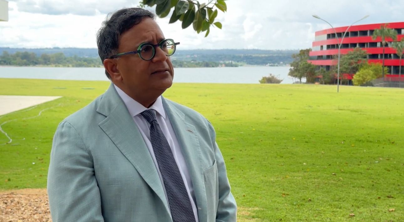 Avinash Persaud highlights the importance of multilateral banks in climate finance. Photo: Gabriel della Giustina