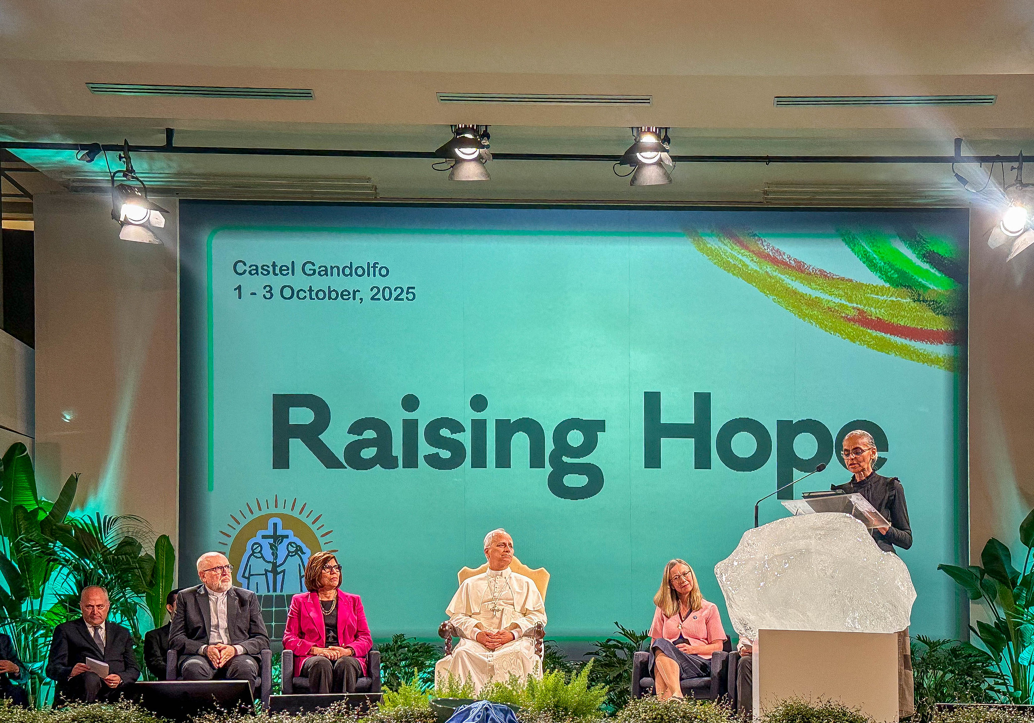 Marina Silva discursa na abertura da Conferência Internacional “Espalhando Esperança pela Justiça Climática", em Roma. Foto: Ascom/MMA