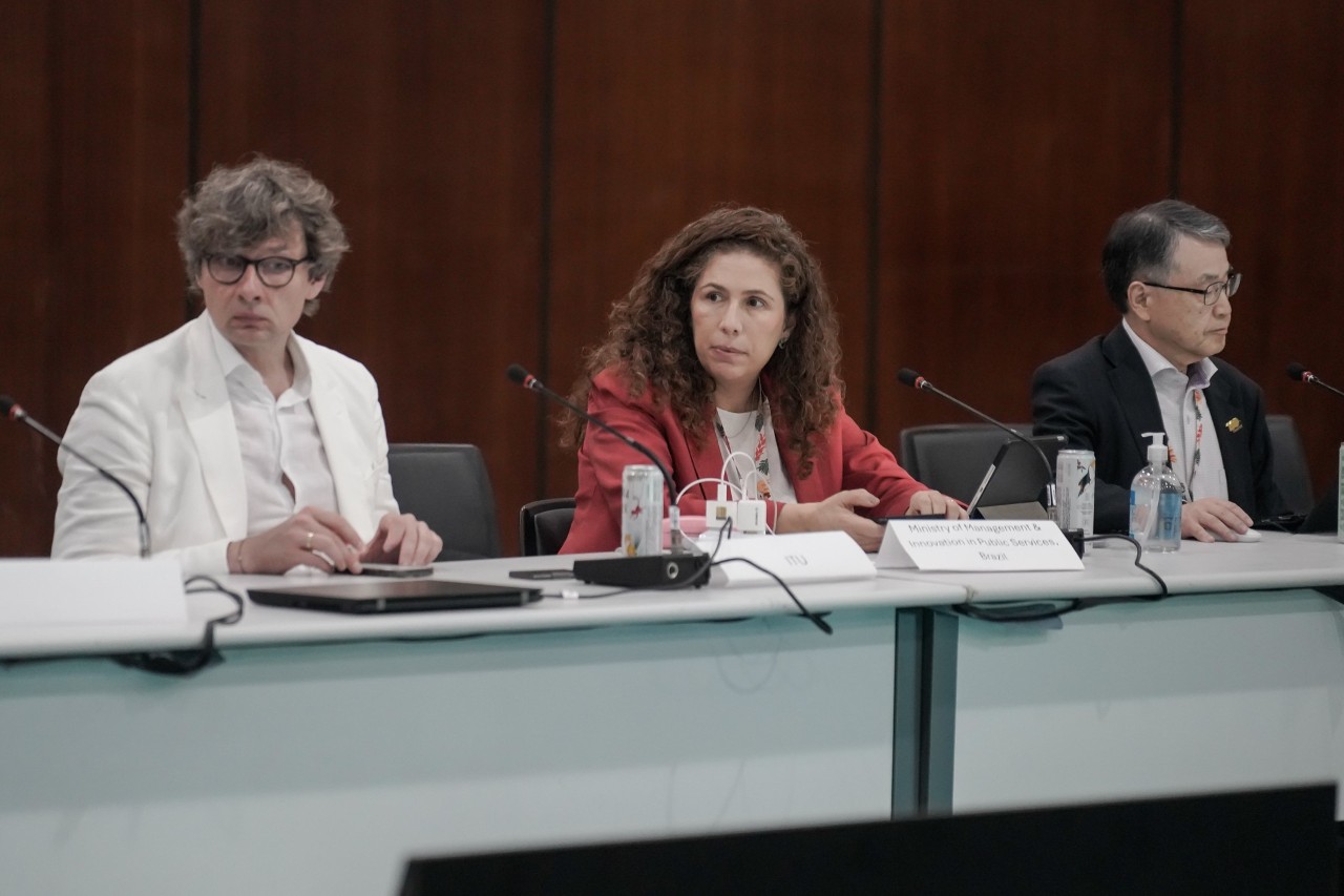 A ministra de Gestão e Inovação, Esther Dweck, comentou a experiência brasileira de tecnologias para auxiliar na crise climática. Foto: Rafa Neddermeyer/COP30