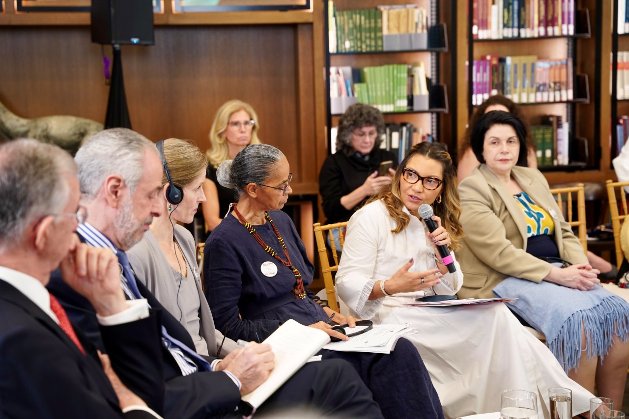 Janja Lula da Silva, Brazil’s First Lady and Special Envoy for Women at the gathering, called for gender justice as a necessary condition for climate justice during a COP30 dialogue. – Photo: Fernando Donasci/MMA